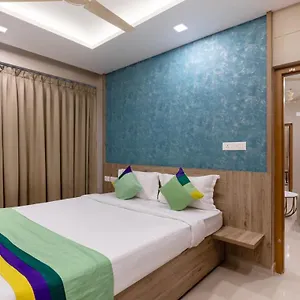 3* Hotel Treebo Sreepathi Prayag,guruvayur Temple